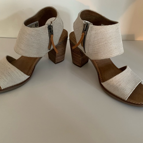 TOMS "Majorca Cutout" Natural Yarn Dye in size 7 - Picture 5 of 8